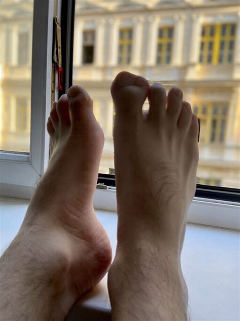 feet finder|Any advice for males on feetfinder : r/feetfinderadvice